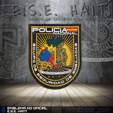 Cargar imagen en el visor de la galería, EMBLEMA DE BRAZO EQUIPO DE SEGURIDAD EMBAJADA DE HAITÍ
