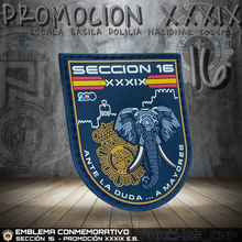 Cargar imagen en el visor de la galería, EMBLEMA CONMEMORATIVO SECCIÓN 16 P.N. E.B. PROMOCIÓN XXXIX
