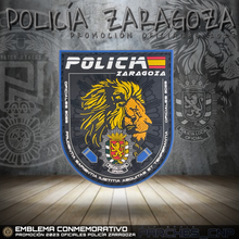 Cargar imagen en el visor de la galería, EMBLEMA CONMEMORATIVO PROMOCIÓN 2023 OFICIALES POLICÍA ZARAGOZA
