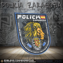 Cargar imagen en el visor de la galería, EMBLEMA CONMEMORATIVO PROMOCIÓN 2023 OFICIALES POLICÍA ZARAGOZA
