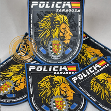 Cargar imagen en el visor de la galería, EMBLEMA CONMEMORATIVO PROMOCIÓN 2023 OFICIALES POLICÍA ZARAGOZA
