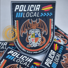 Cargar imagen en el visor de la galería, EMBLEMA CONMEMORATIVO PROMOCIÓN XXVI POLICIA LOCAL ARAGON 2023
