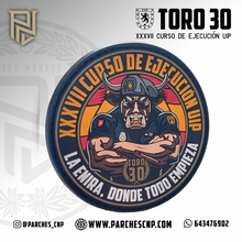 Cargar imagen en el visor de la galería, EMBLEMA CONMEMORATIVO TORO 30 - CURSO XXXVII DE EJECUCIÓN PARA U.I.P.
