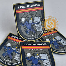 Cargar imagen en el visor de la galería, EMBLEMA CONMEMORATIVO LOS PUROS P.N. E.B. PROMOCIÓN XXXIX
