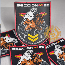 Cargar imagen en el visor de la galería, EMBLEMA CONMEMORATIVO DE LA SECCIÓN 22 DE LA PROMOCIÓN XXXVIII
