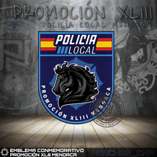 Cargar imagen en el visor de la galería, EMBLEMA CONMEMORATIVO PROMOCIÓN XLIII DE LAS POLICIAS LOCALES DE MENORCA - BALEARES
