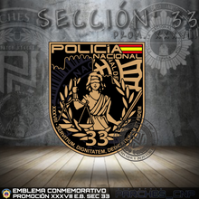 Cargar imagen en el visor de la galería, EMBLEMA CONMEMORATIVO DE LA SECCIÓN 33 DE LA PROMOCIÓN XXXVIII
